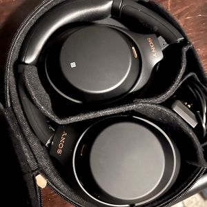 Sony WH-1000XM3 Noise Canceling Headphones
